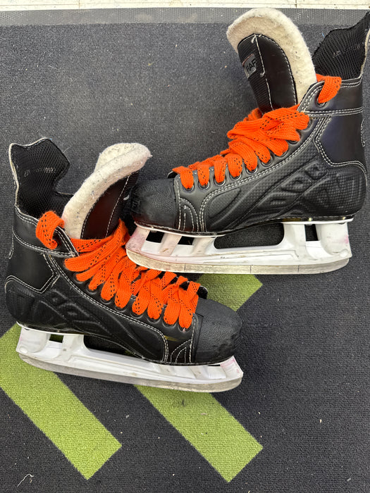 Used Graf Supra 605 8D Player Skates