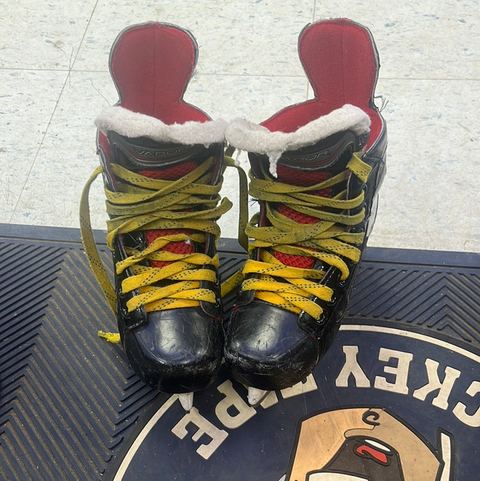 Used Bauer Vapor X500 Size 12 Youth Player Skates