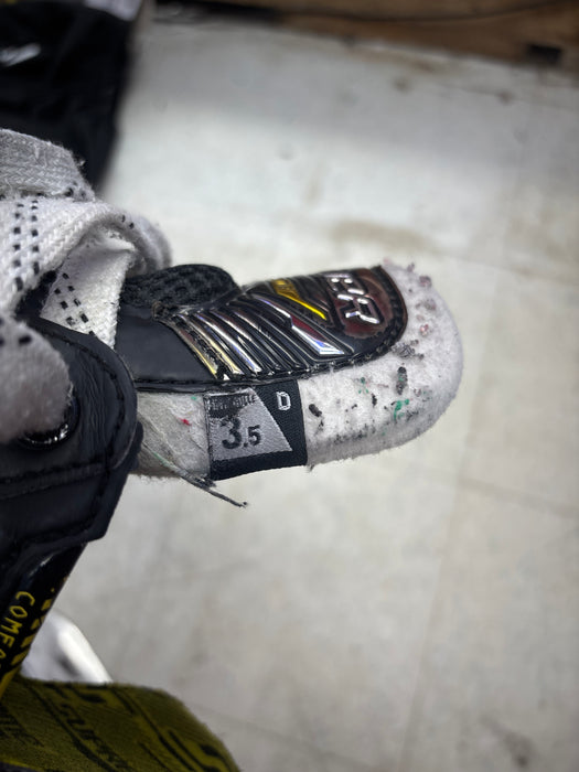Used Bauer Supreme M4 Size 3.5D Skates