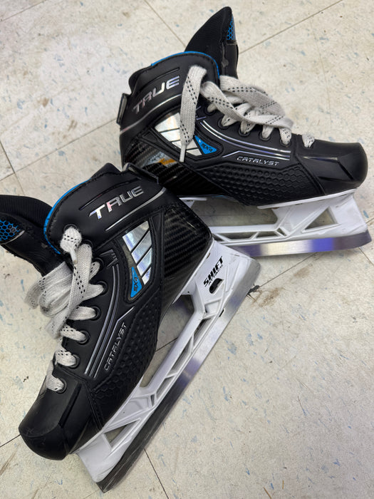 Used True Catalyst 5X4 Goal Skates 3.0D