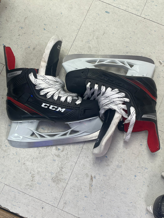 Used CCM JetSpeed FT445 Size 4 Skates