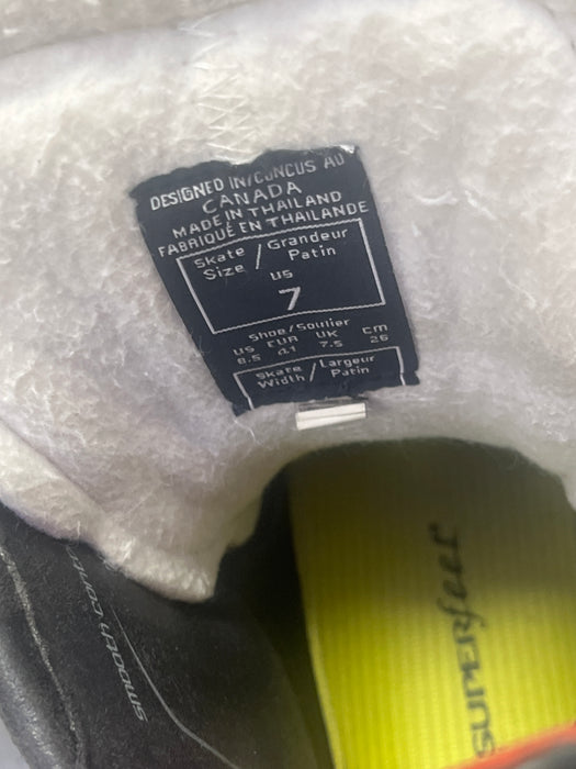 Used CCM RBZ Size 7 Skates