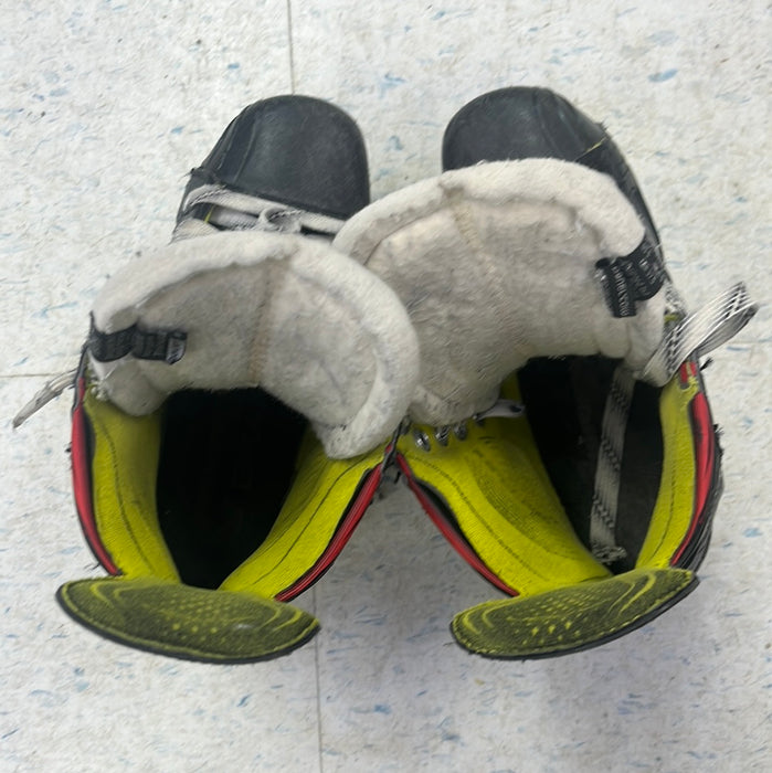 Used Bauer Vapor X2.9 Size 4 Player Skates