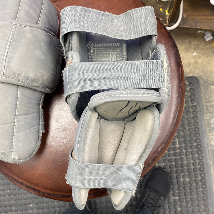 Used Warrior G2 Knee Guards Junior