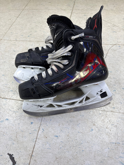Used CCM JetSpeed FT890 Size 3.5 Regular Skates