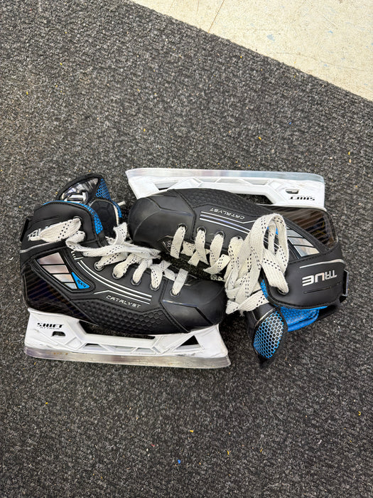 Used True Catalyst 5x4 Size 3.5R Goal Skates