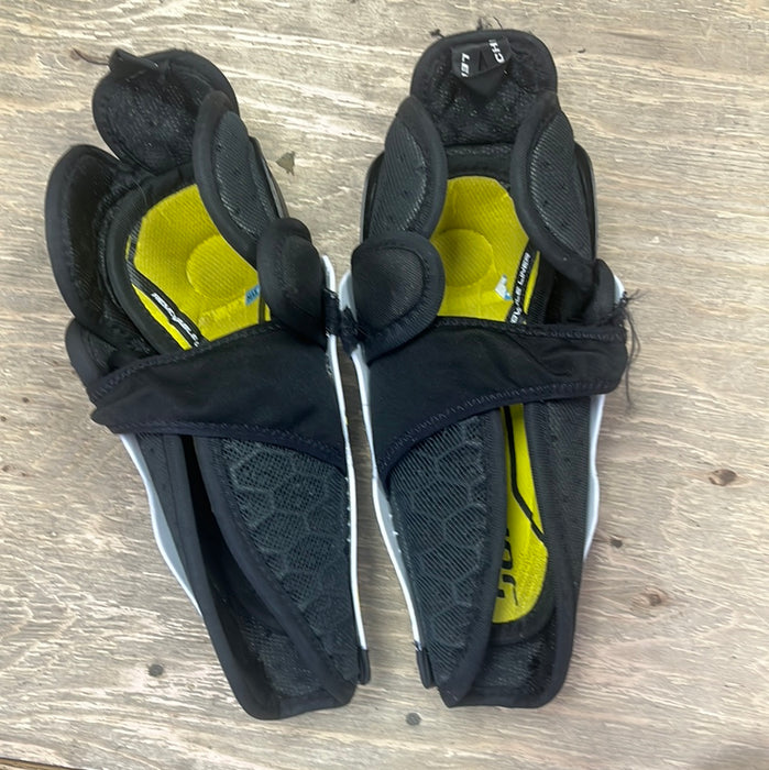 Used Bauer Supreme 2S Pro 10" Shin Pads