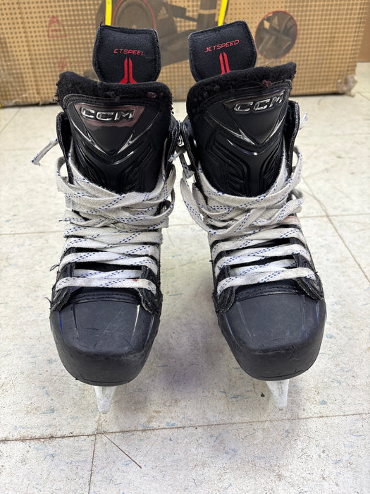 Used CCM JetSpeed FT890 Size 3.5 Regular Skates