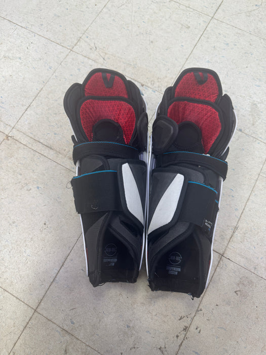 Used CCM Jetspeed FT6 Pro Shin Guards 14"