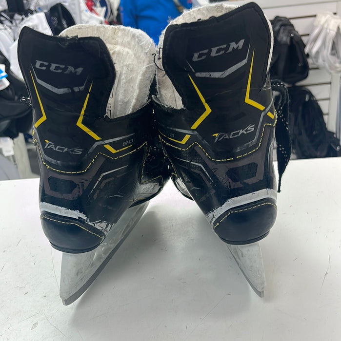 Used CCM Tacks 9060 Youth Player Skate size 13D