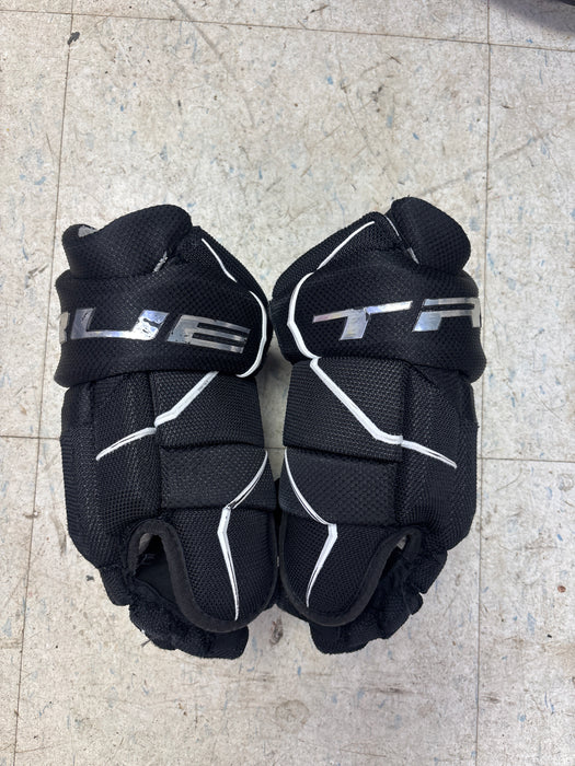 Used True Catalyst 7x 11” Gloves