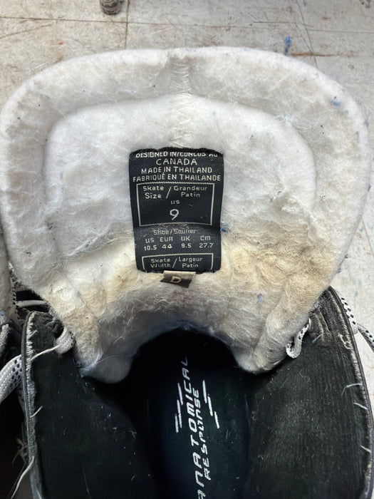 Used Reebok 4k Size 9.0D Skates