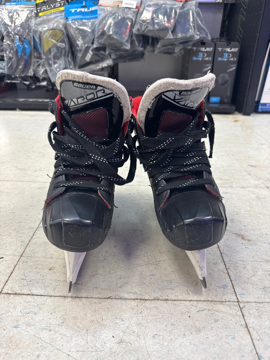 Used Bauer Vapor X2.7 Goalie Skates Size 5.5D
