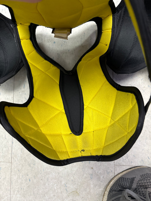 Used CCM Tacks 3092 Senior Small Shoulder Pads