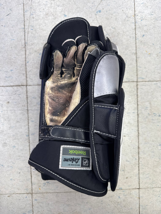 Used Reebok 7000 Senior Blocker