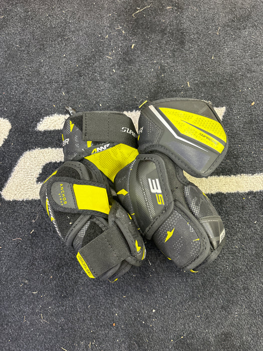 Used Bauer Supreme 3s Junior Small Elbow Pads
