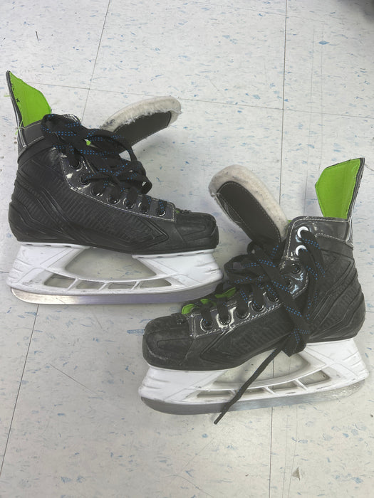Used Bauer XLS Intermediate Player Skates