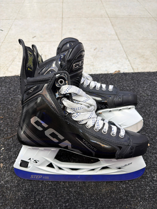 Used CCM Tacks XF Size 9.0R Skates