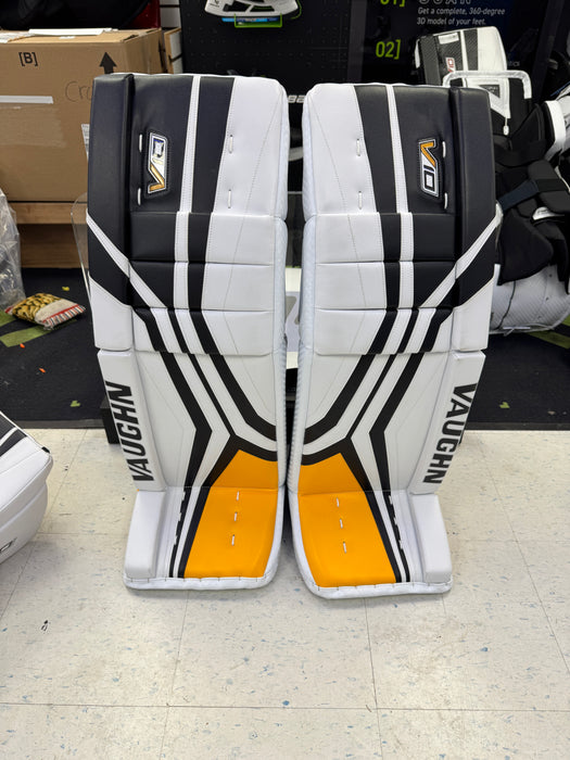 Vaugh Velocity V10 Pro Carbon Goalie Pad Set 33" + 2" Senior