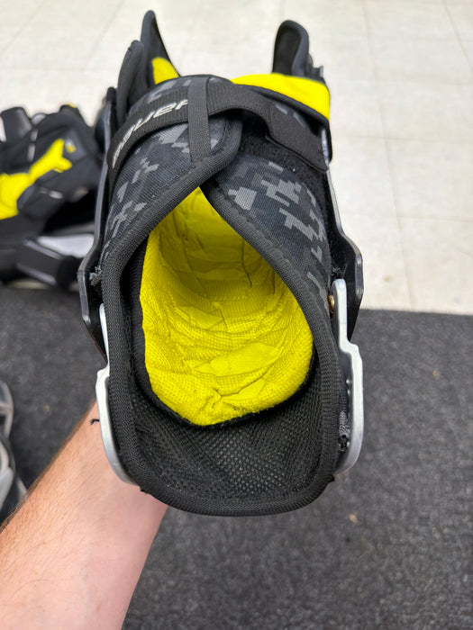 Used Bauer Supreme M3 14” Shin Guard
