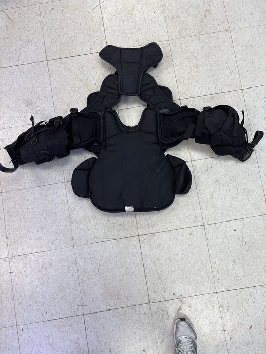 Used McKenney Pro Spec 370 Junior Large Chest Protector