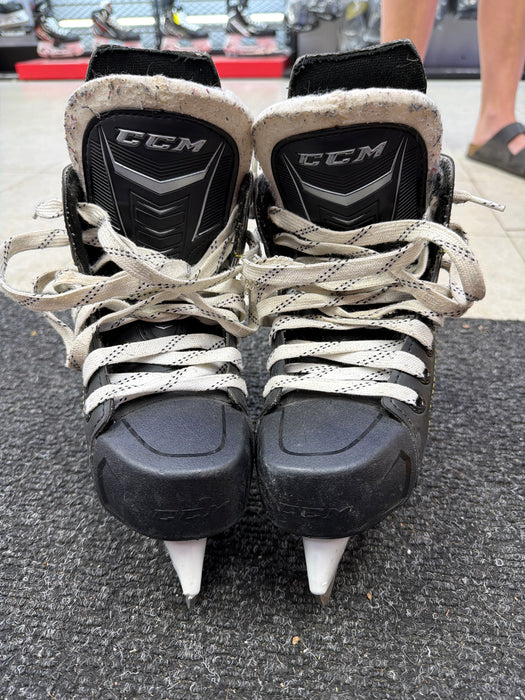 Used CCM Tacks 9050 Size 1.0D Skates