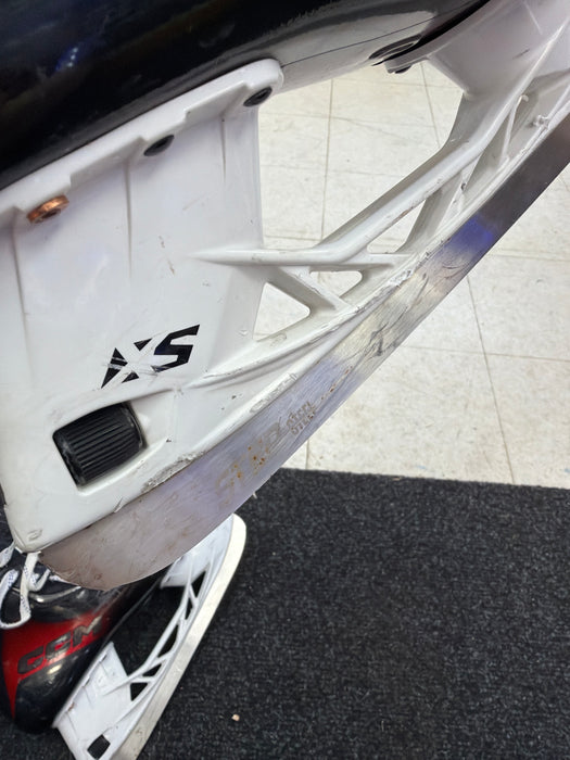 Used CCM JetSpeed FT890 Size 8.5R Skates