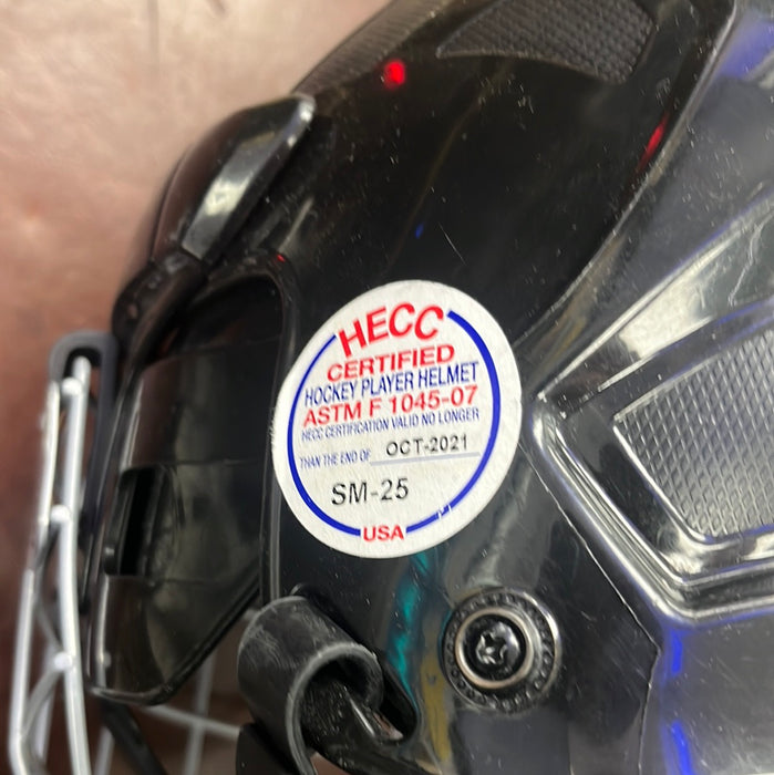 Used CCM FL40 XS Pond Helmet