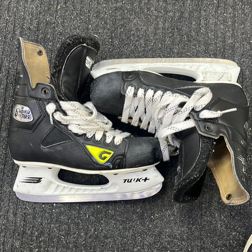 Used Graf Supra 705 Size 6 Player Skates