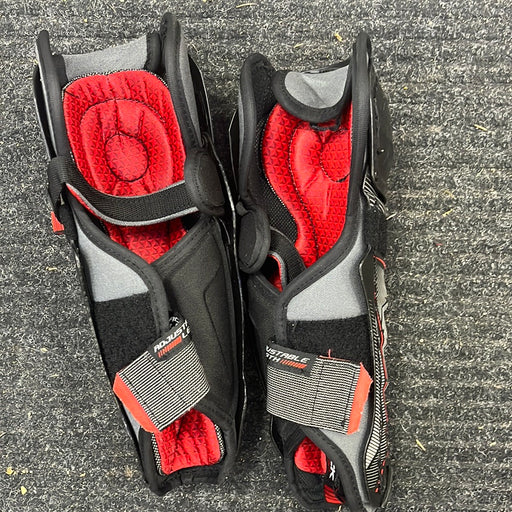 Used CCM JetSpeed FT370 11” Shin Pads