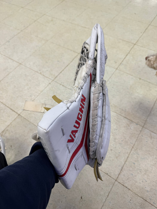 Used Pro Stock Vaughn V10 Pro Carbon Senior Catcher 1