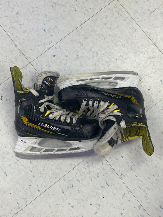Used Bauer Supreme M4 Size 13.5 Youth Skates