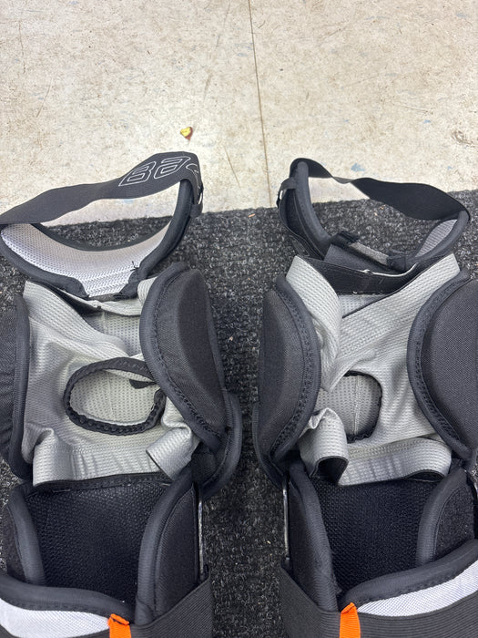 Demo Bauer XL 15” Officials Shin Guard