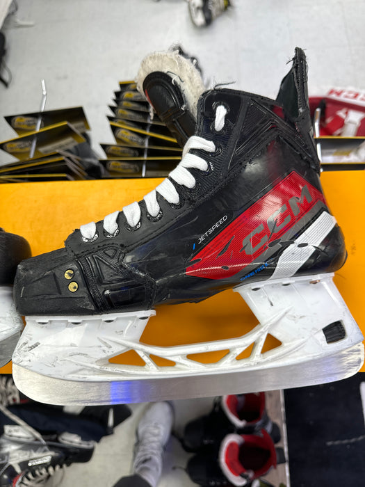 Used CCM Ft670 7.5D Player Skates