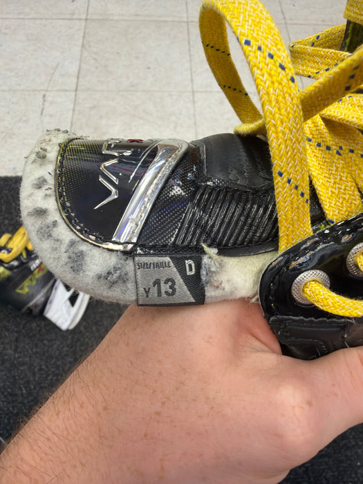 Used Bauer Vapor X4 Youth 13.0D Skates