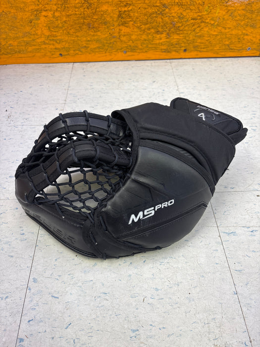 Used Bauer Supreme M5 Pro Intermediate Catcher