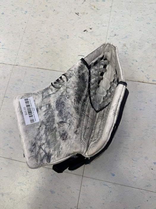 Used Warrior G6 Goalie Catcher Youth