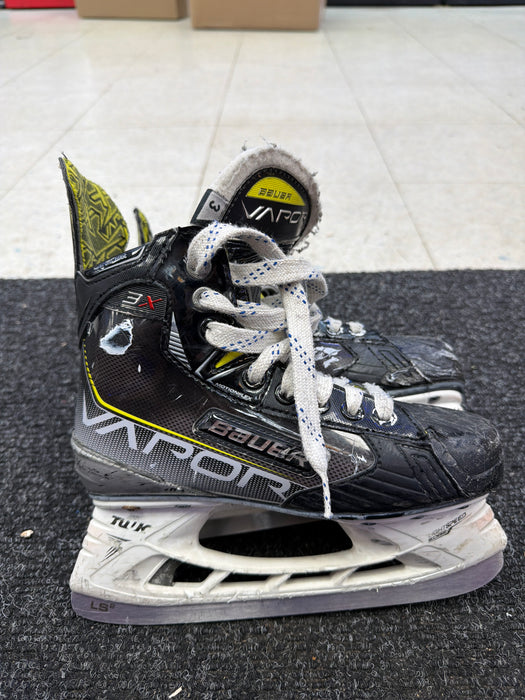 Used Bauer Vapor 3x Size 3.0EE Skates