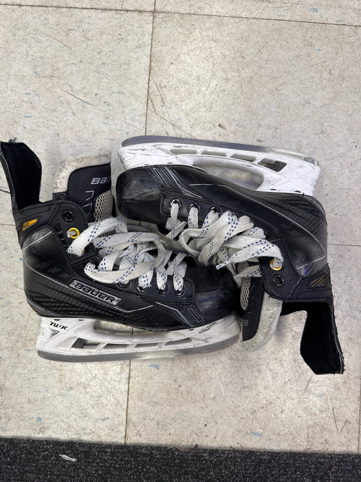 Used Bauer Supreme 160 Skates Size 4.5D