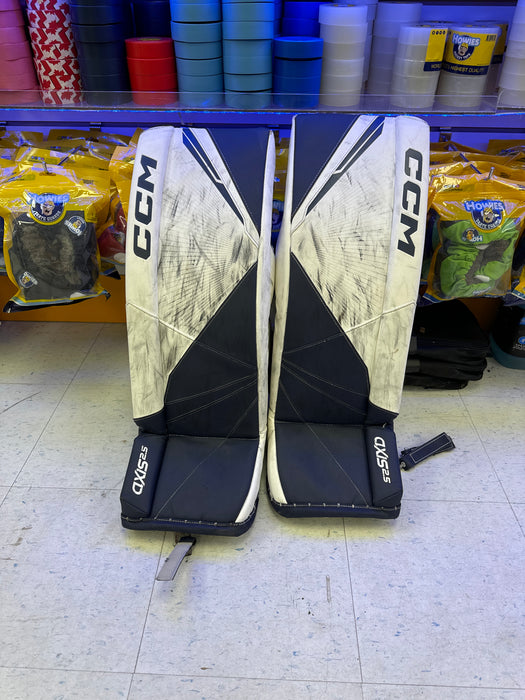 Used CCM Axis2.5 28+1 Leg Pads