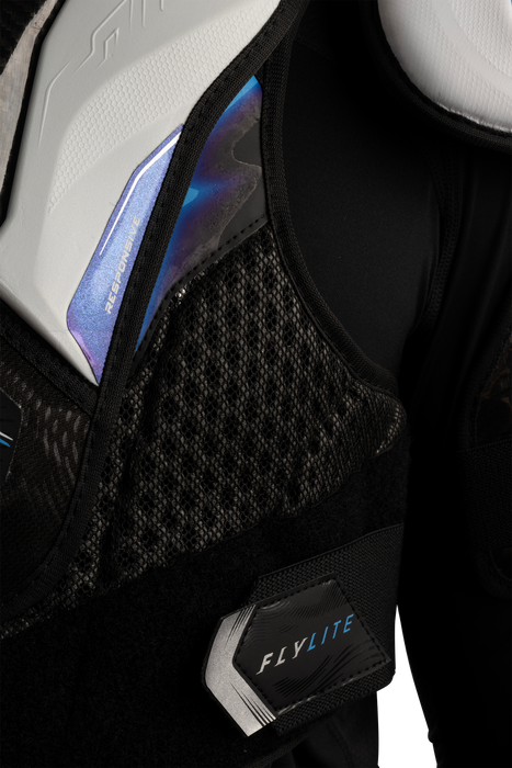 Bauer Vapor FlyLite Shoulder Pads Intermediate