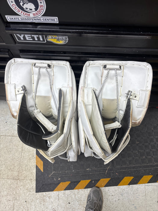 Used CCM Eflex 4.5 Senior 32+1” Goal Pads