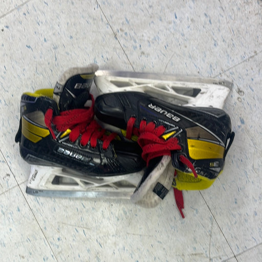 Used Bauer Supreme 3S Size 2 Goal Skates