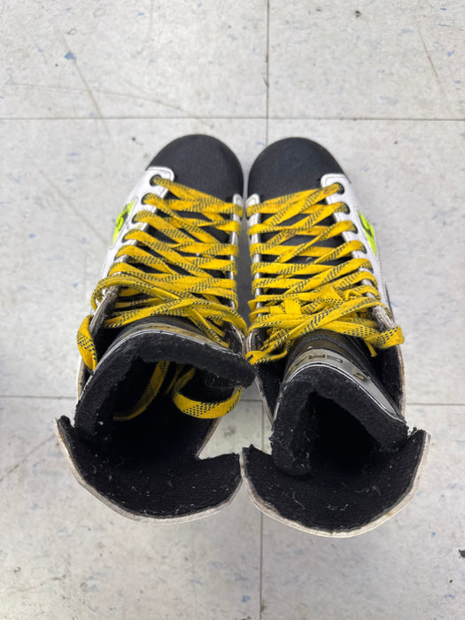 Used Graf Supra 370 7D Player Skates