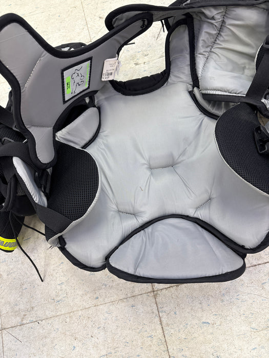 Used Vaughn VE8 Junior Medium/Large Chest Protector