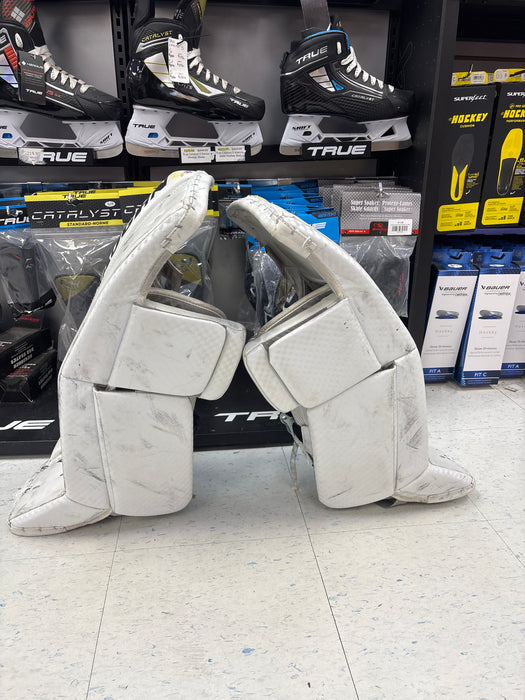 Used Vaughn SLR2 Junior 24+2” Goal Pads