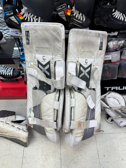 Used Bauer Hyperlite2 Goalie Full Set Leg Pads, Catcher, Blocker