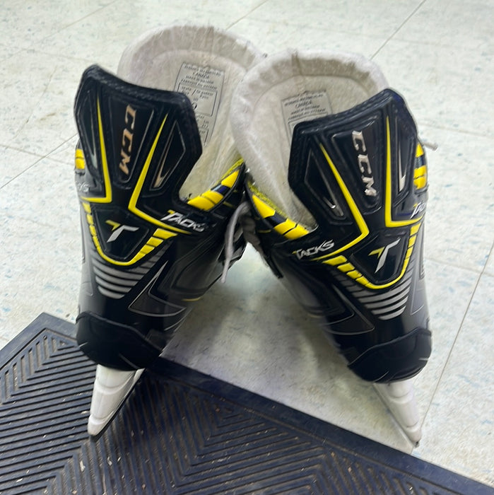 Used CCM Tacks 6092 Size 9 Skates
