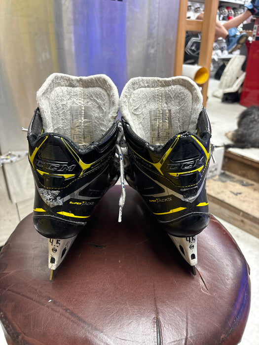 Used CCM Super Tacks 9380 Size 4.5D Intermediate Goal Skates