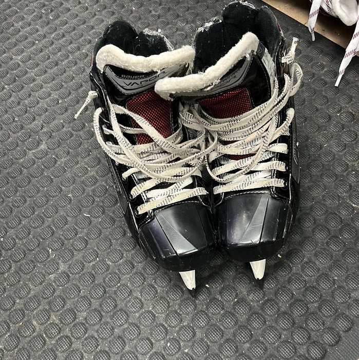 Used Bauer Vapor X700 Size 4.5D Goal Skates